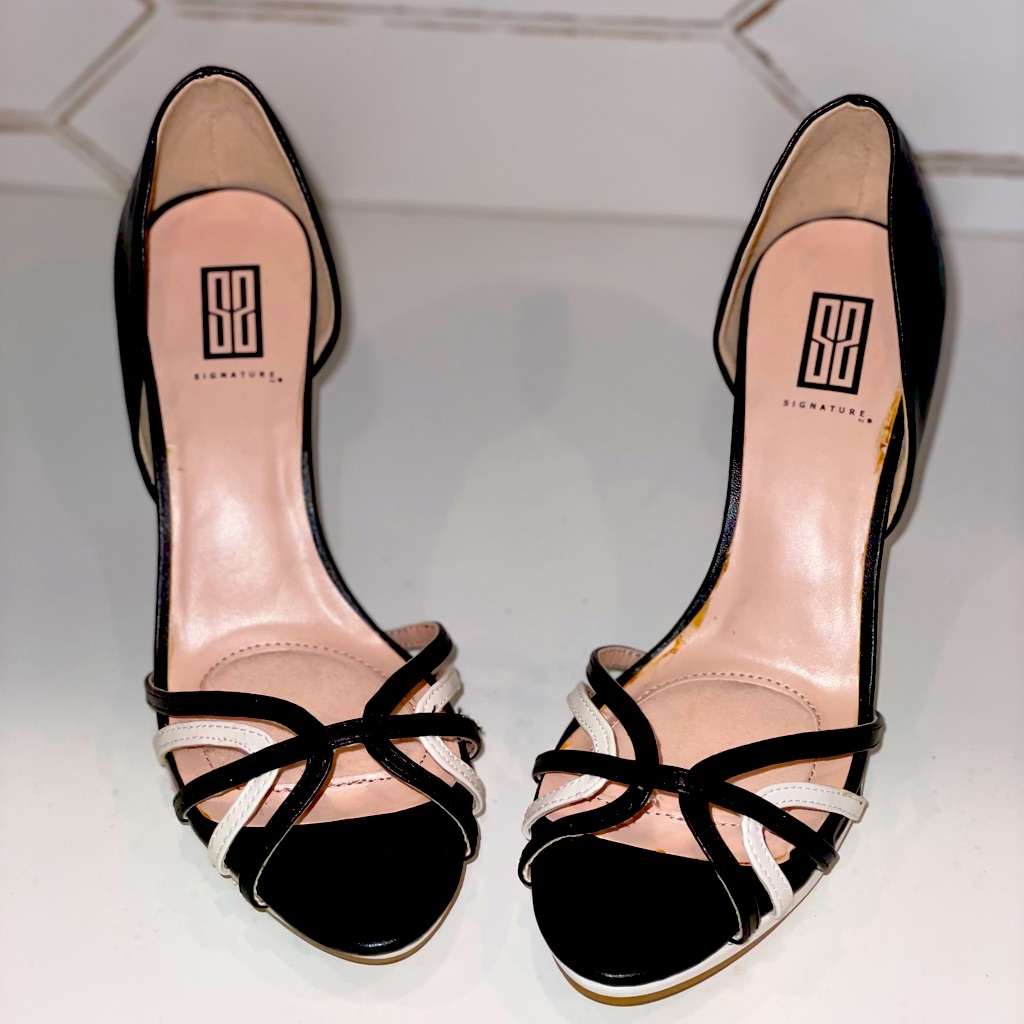 Signature Brand Heels Black And White